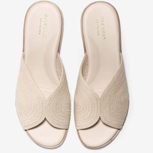 New in Box Cole Haan Ansley jute slides, size 6, color natural jute